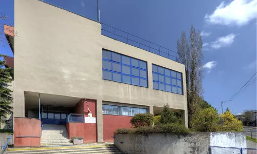 C053 Odborná škola pro ženská povolání Vesna